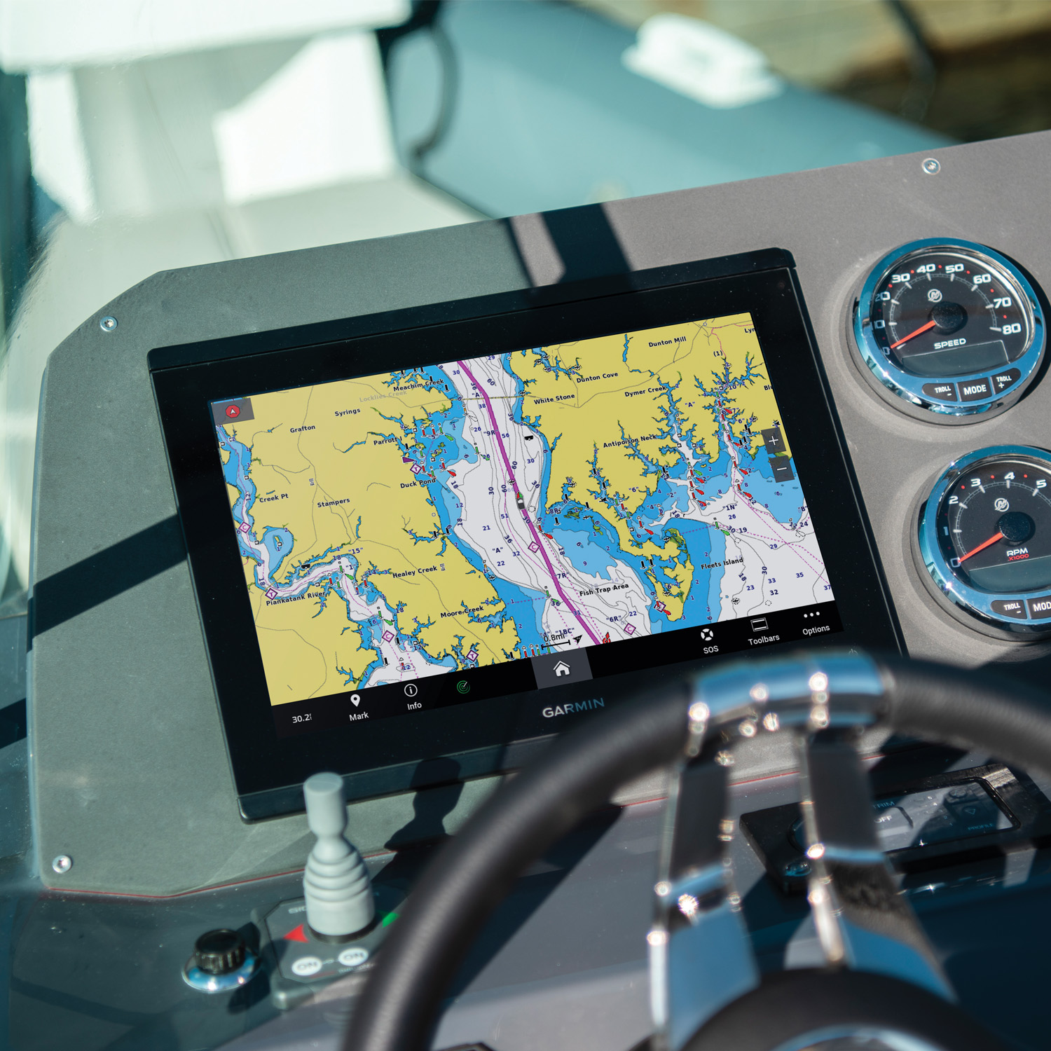 Kartenplotter-Fishfinder.jpg